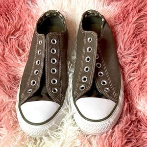 NWOT GREY SLIP ON CONVERSE